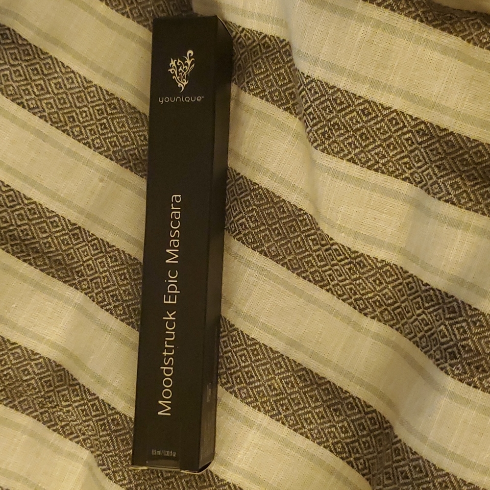 Mood struck epic mascara
